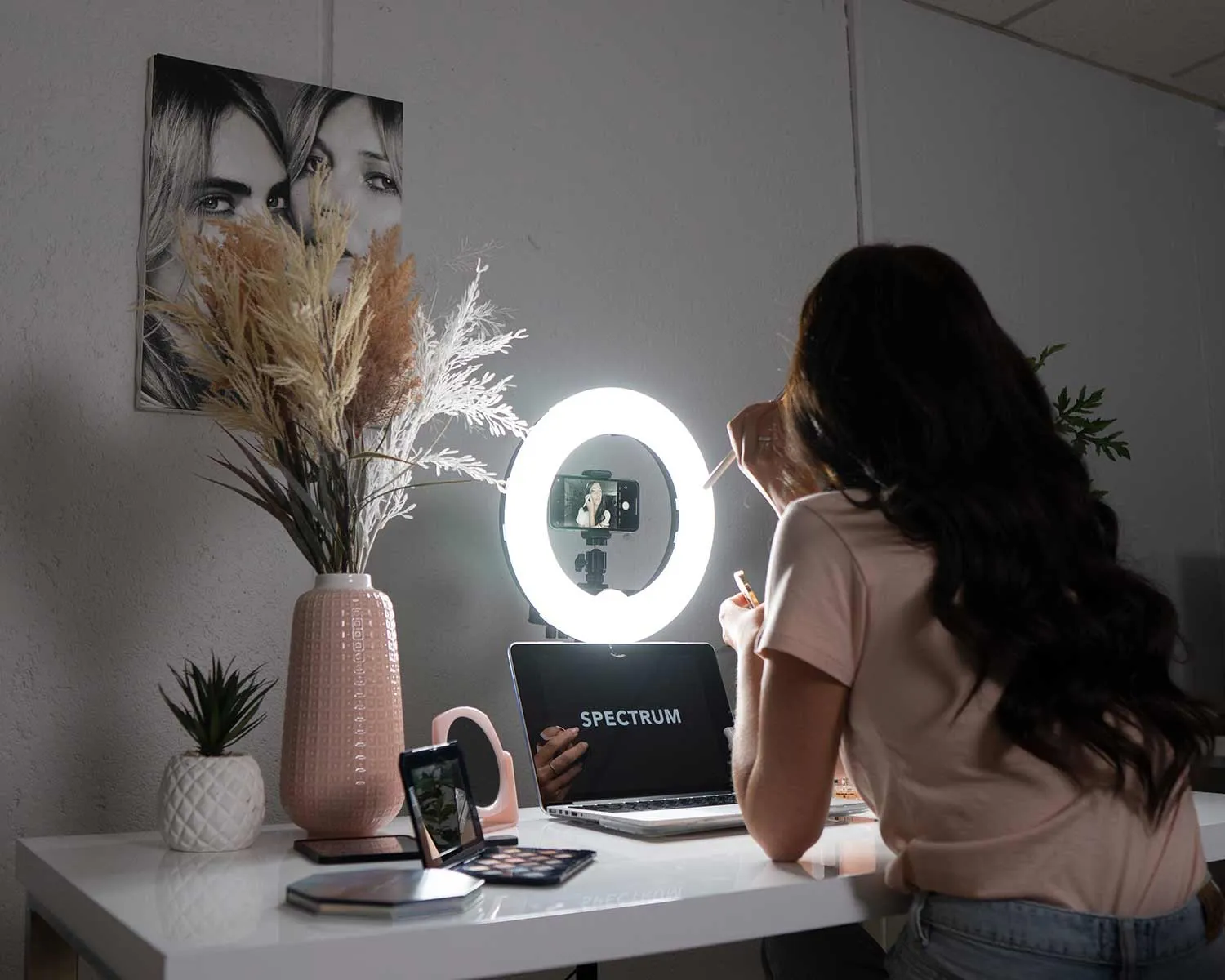 13" LED Beauty Portable Ring Light (DEMO STOCK)