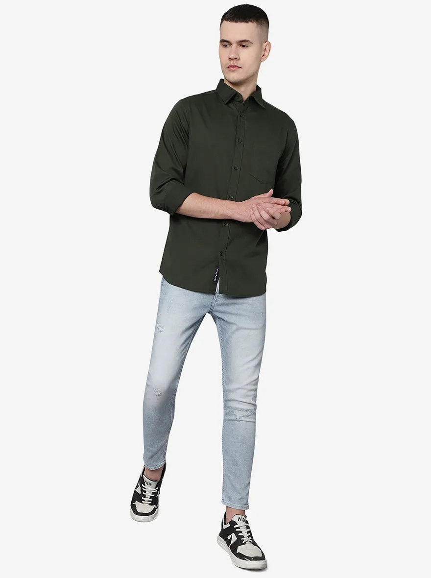 Duffel Bag Green Solid Slim Fit Casual Shirt | JadeBlue