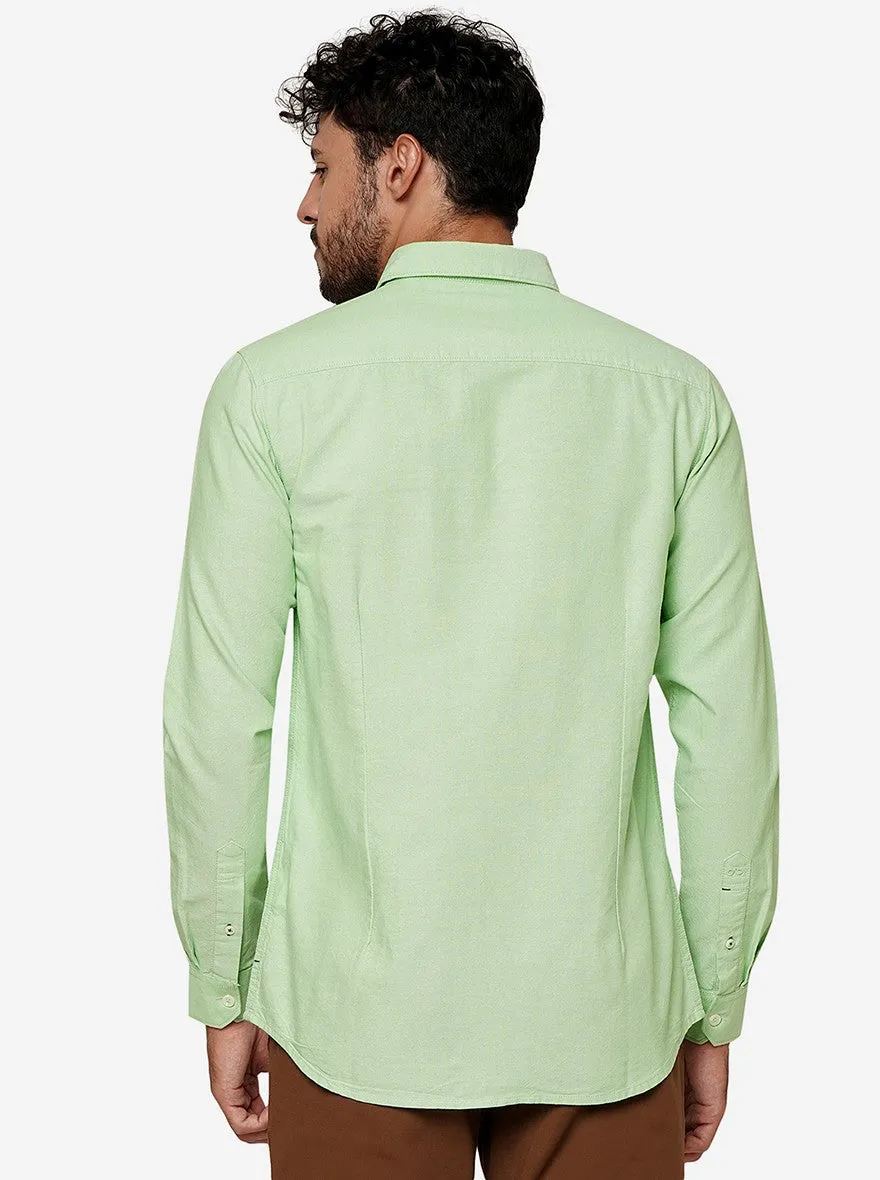 Light Green Solid Slim Fit Casual Shirt | JadeBlue