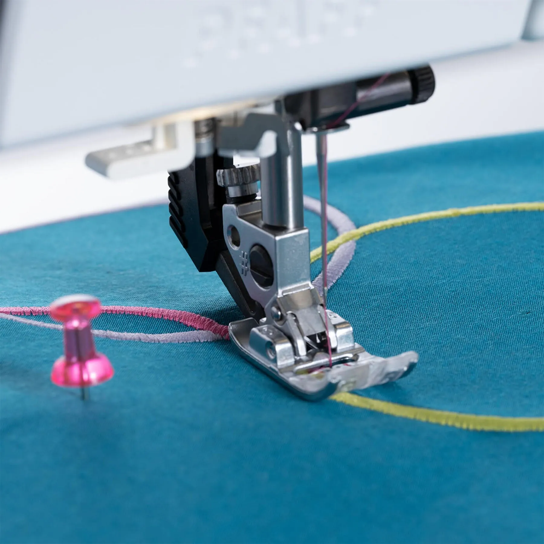 PFAFF® passport™ 2.0 Sewing Machine