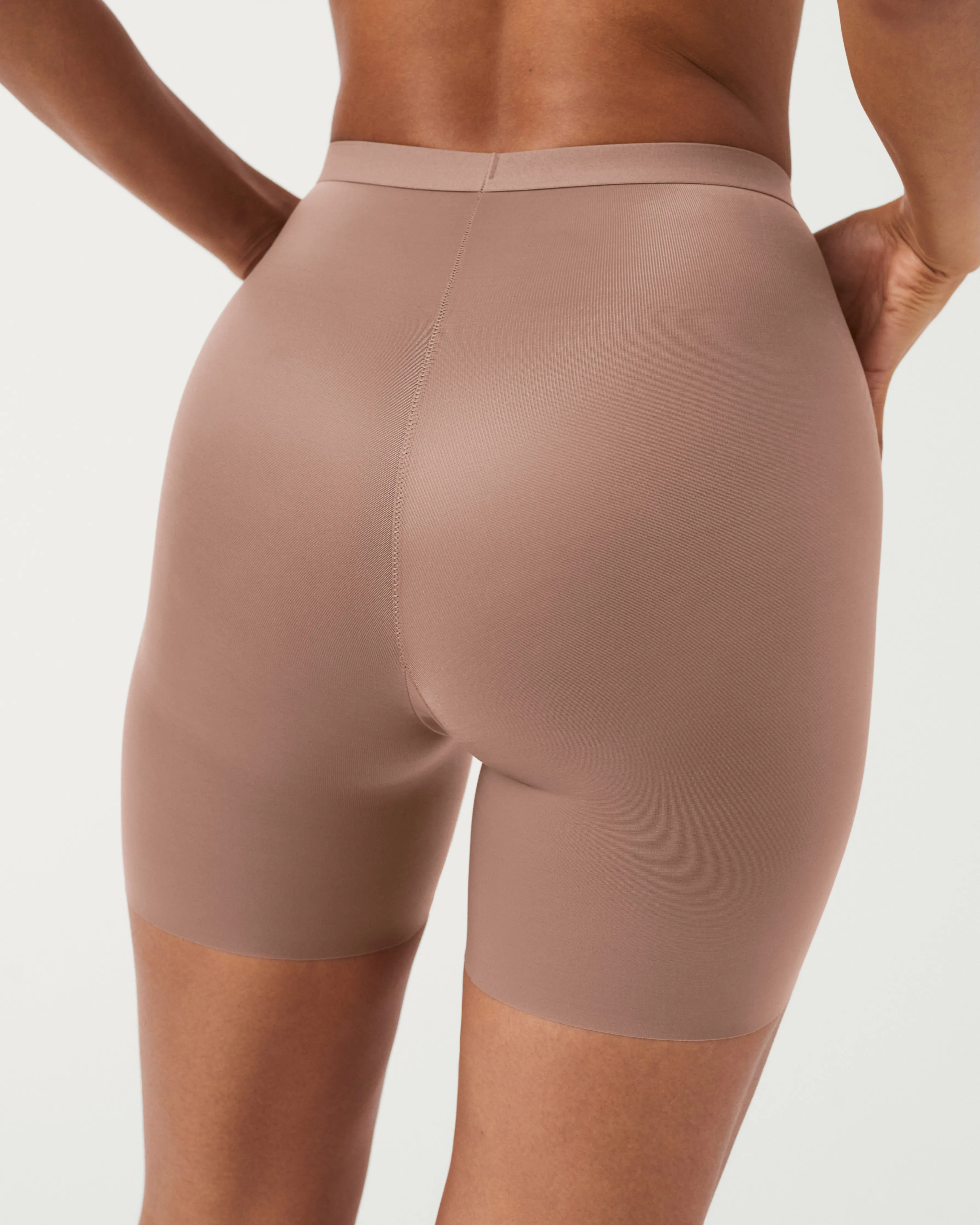 SPANXshape™ Invisible Girlshort