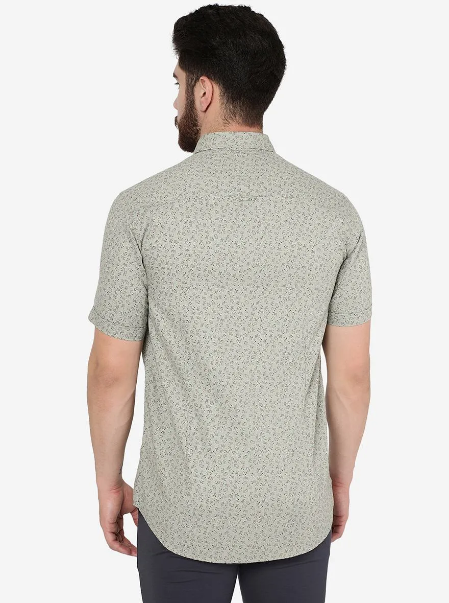 Swamp Green Printed Slim Fit Casual Shirt | JadeBlue